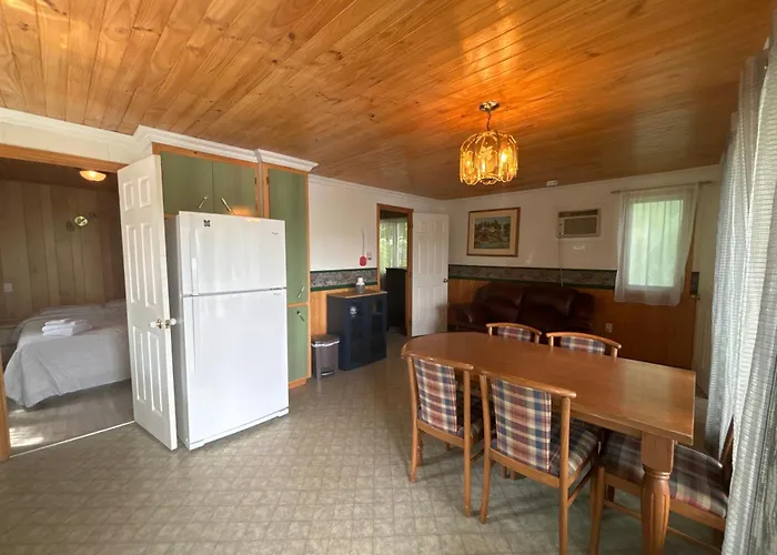 Camping Chalets Lac St-Augustin